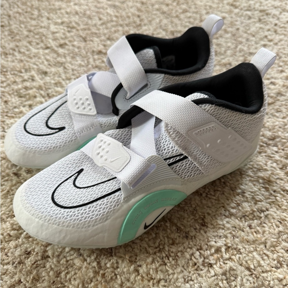 Nike white and black superrep cycling/spin shoes